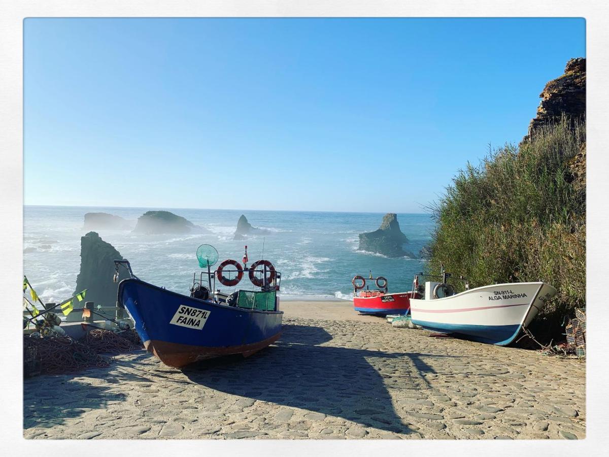 Almograve Beach Hostel 외부 사진